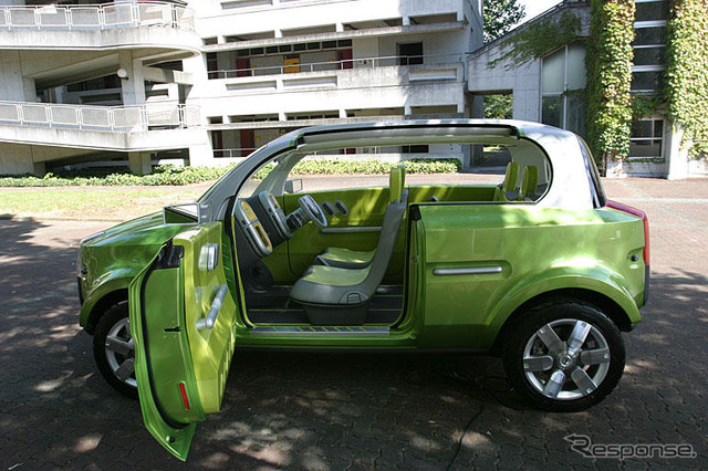 【東京ショー2003出品車】フルオープンだと風を楽しめない…日産『レディゴ』
