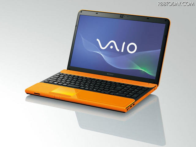 カラフルな高性能スタンダードノート「VAIO C」シリーズ(オレンジ) カラフルな高性能スタンダードノート「VAIO C」シリーズ(オレンジ)