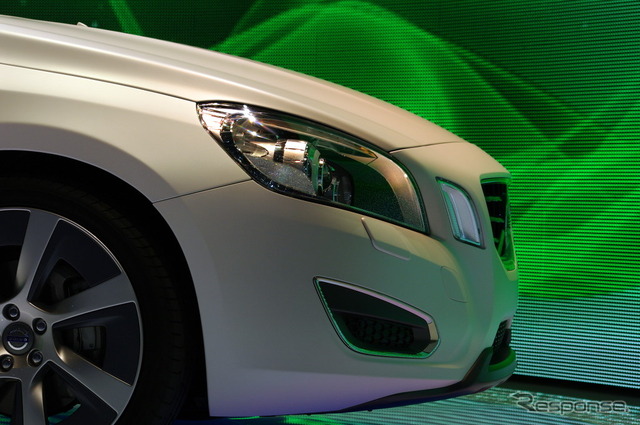 ボルボ V60プラグインハイブリッド