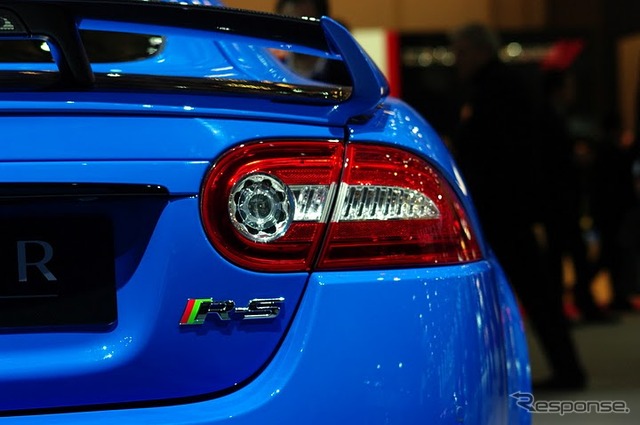 ジャガー XKR-S