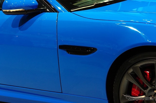 ジャガー XKR-S