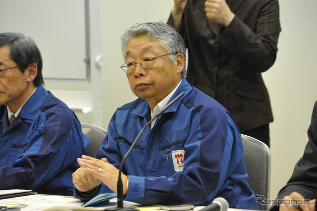 (13日22時・千代田区) 撮影=中島みなみ
