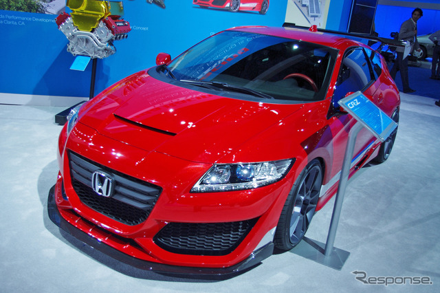 CR-Zに、よりパワフルな仕様が登場する!?（写真はCR-ZハイブリッドR）