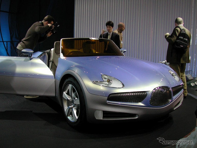 【東京ショー2003速報】全身で自然を感じる---スバル『B9スクランブラー』