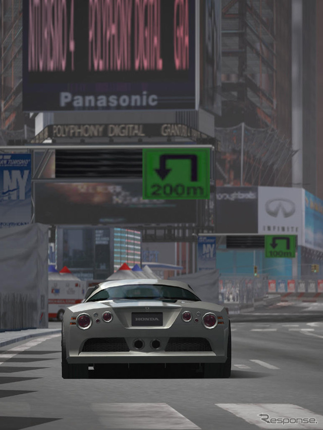 【東京ショー2003速報】東京ショー展示の『GT4』はスペシャルバージョン