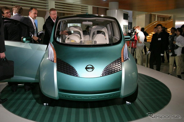 【東京ショー2003速報】日産はコンセプトカーが目白押し、コミューターからミニバンまで