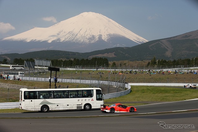 富士スピードウェイで開催されるSUPER GT 第2戦は、復興支援大会に…4月30日・5月1日