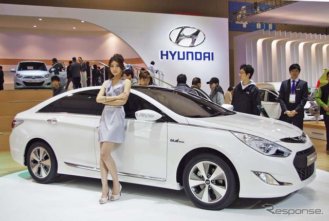 韓国でキアK5と人気を二分するヒュンダイ・ソナタ。ハイブリッドの投入が発表された