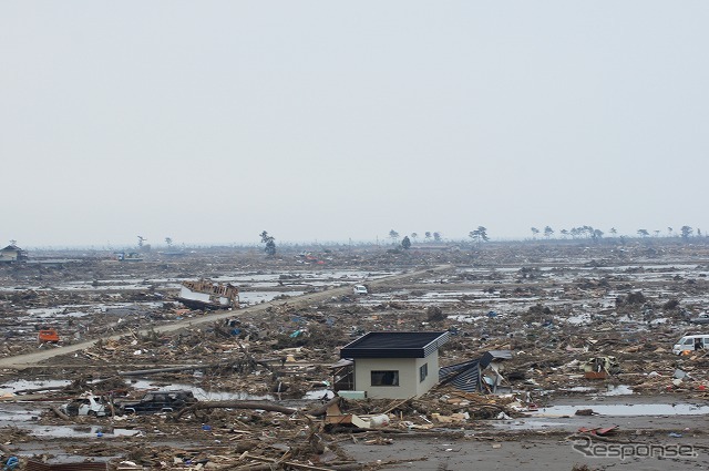 東日本大震災 津波で壊滅的な被害を受けた海沿いの街(宮城県山元町付近)