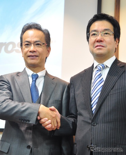 日本MS 樋口泰行社長(右)、トヨタ自動車 友山茂樹常務役員