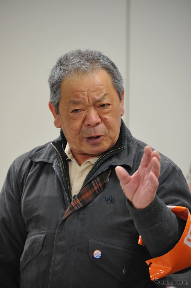 （13日14時・東電別館）　撮影＝石田信一郎