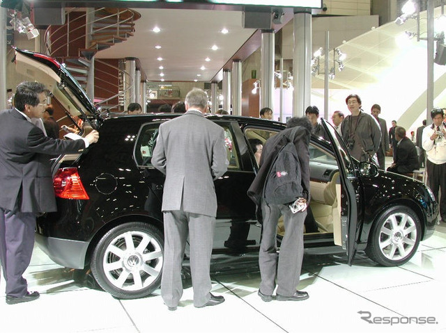 【東京ショー2003速報】VW『ゴルフV』、日本導入は2004年夏か