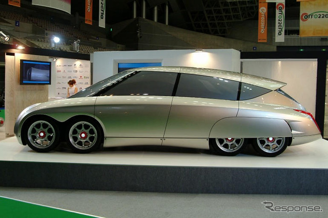 【東京ショー2003速報】デザインがやりたいんです---慶應義塾大学