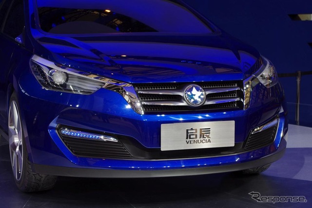 東風日産の新ブランド「ヴェヌーシア」のコンセプトカー（上海モーターショー11）