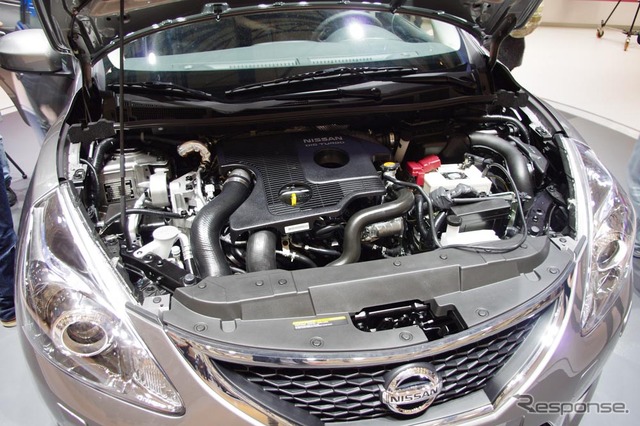 日産ティーダ新型中国仕様(上海モーターショー11)