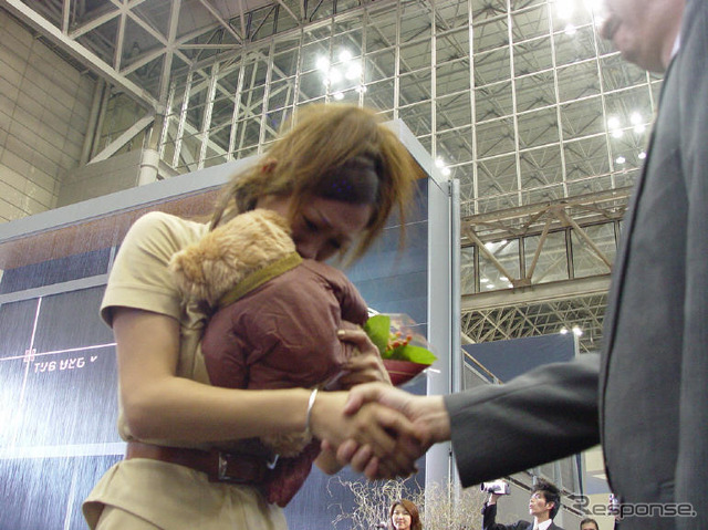 【東京ショー2003速報】涙、涙、涙のランドローバー
