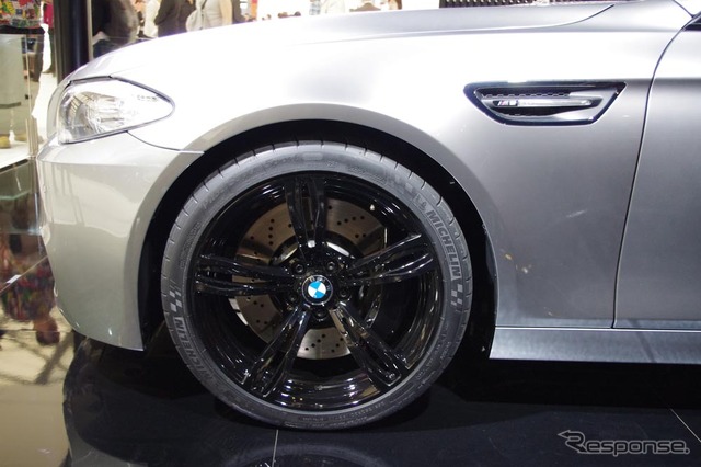 BMW コンセプトM5(上海モーターショー11)