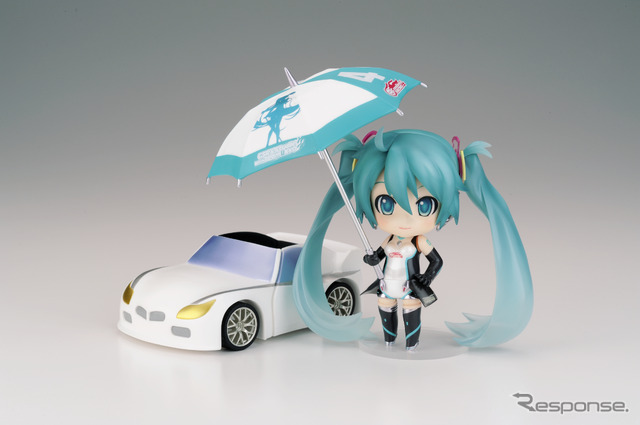 初音ミクレーシングが個人スポンサー募集…それぞれ、ねんどろいどレーシングミク 2011.verが付属