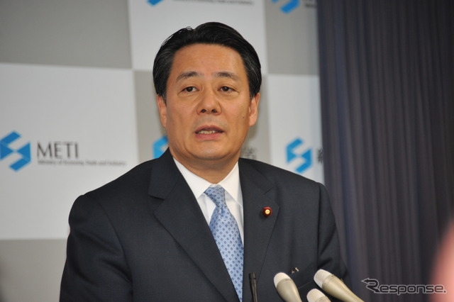海江田万里経産相（22日・経産省）