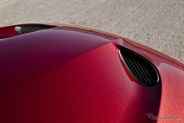 ジープ・グランドチェロキーSRT8
