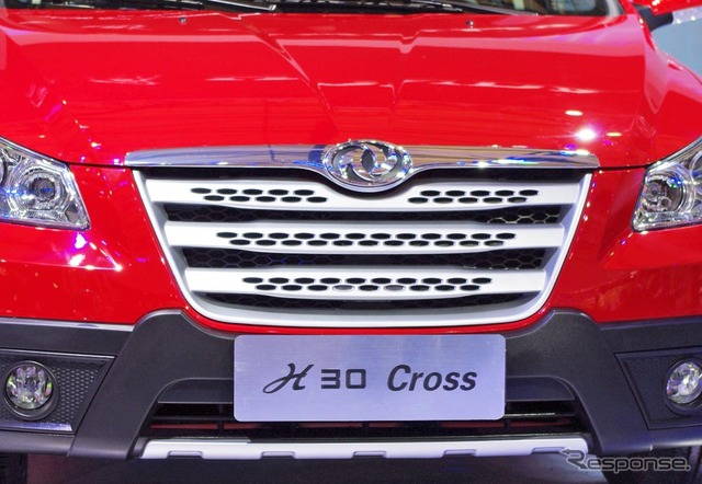 東風汽車 風神H30クロス(上海モーターショー11)