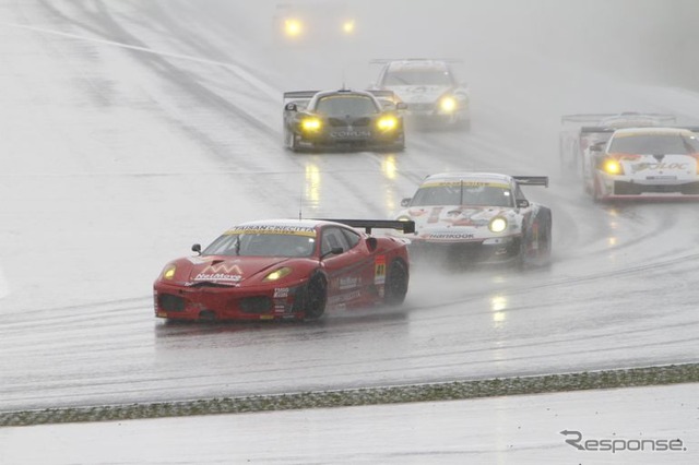 【SUPER GT 開幕戦】決勝…日産 GT-R 本山/トレイルイエ組が優勝