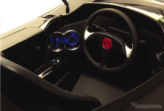 【名古屋モーターショー2004】ゼロスポーツ『ゼロEVエレクシードRS』出品
