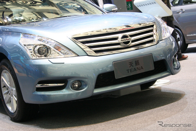 こちらはエアロバンパー装着車