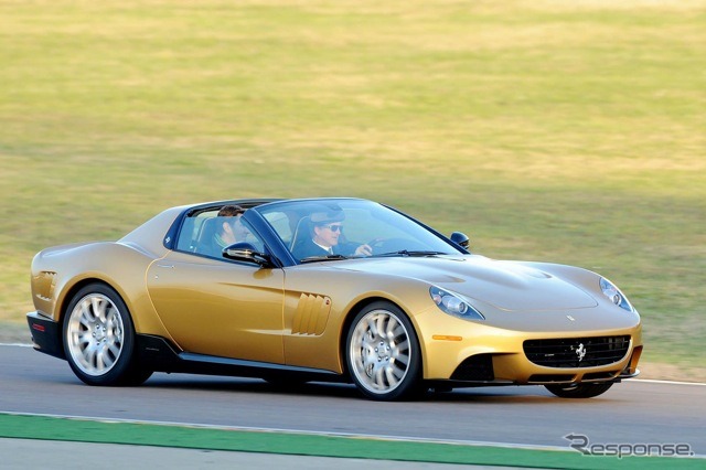 フェラーリP540スーパーファスト・アペルタ(2009年)