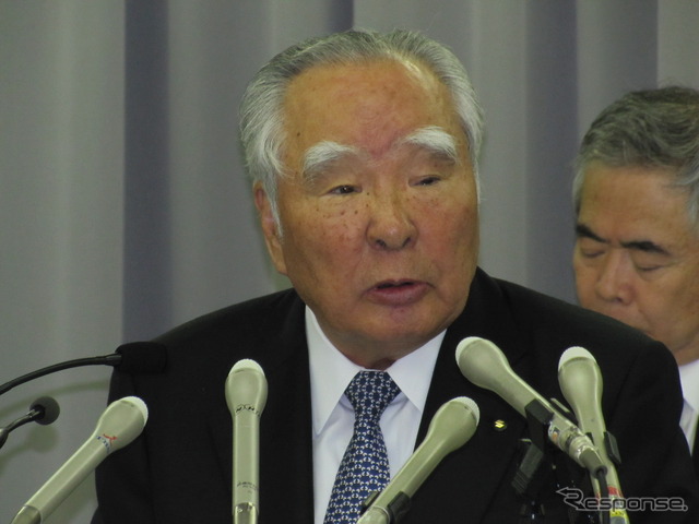 スズキ鈴木会長「二輪事業は今期こそ赤字ゼロに」