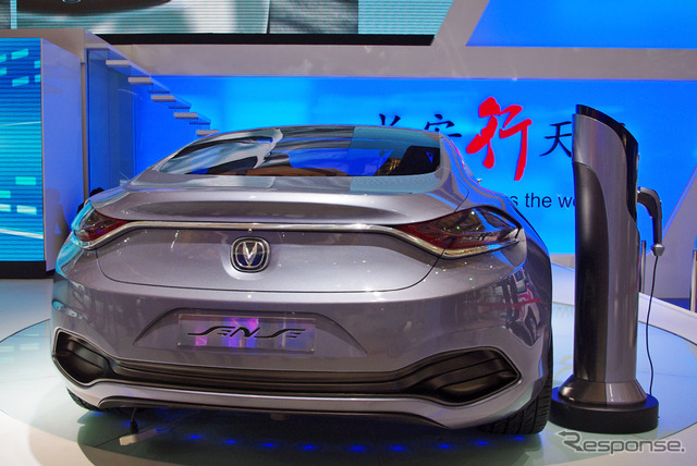 上海モーターショー11 長安汽車 SENSE