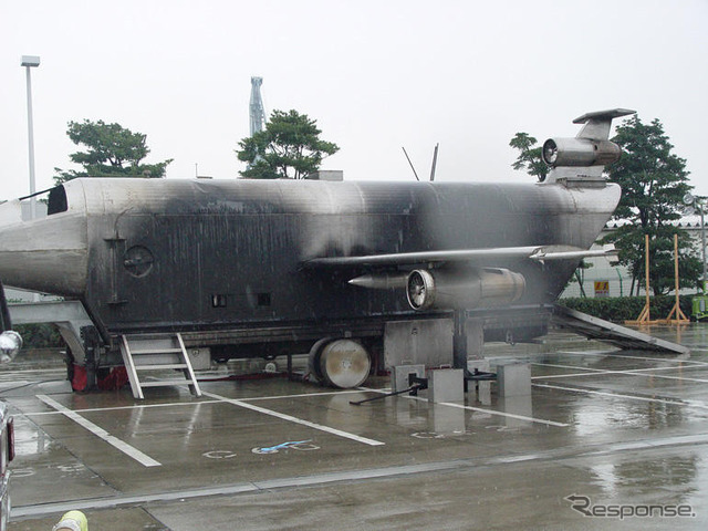 【東京国際消防防災展】備えあれば……航空機火災訓練