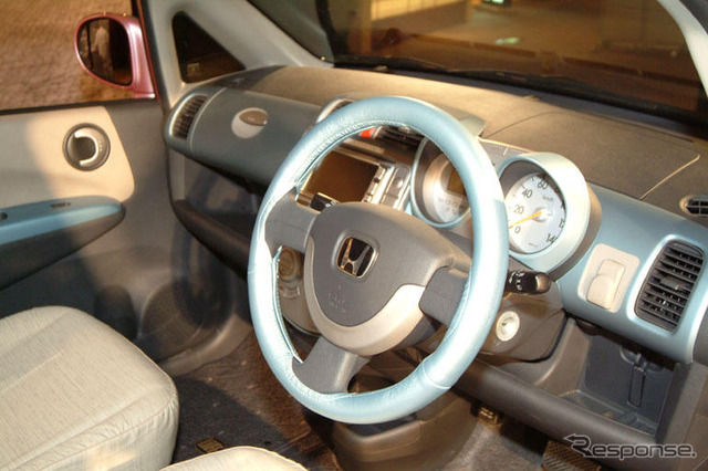【インプレ'03】津々見友彦　ホンダ『ライフ』　もは軽自動車とはいえない仕上がりぶり