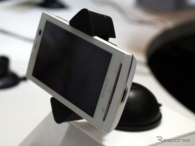 【スマートフォン&モバイルEXPO】スマホ用クレードルはアプリとのセット販売も検討…ナビタイム