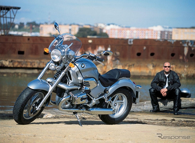 BMWの二輪車『R1200Cモントーク』12月15日から発売