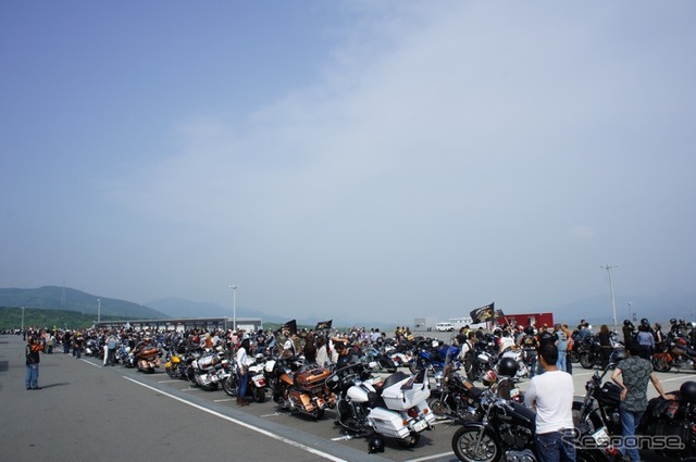 ハーレー1000台が応援パレード…被災地ライダーも参加