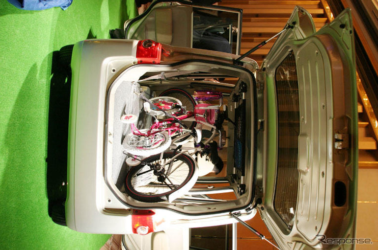 【ダイハツ『タント』発表】親子の自転車つんで「タンティッシモ」!