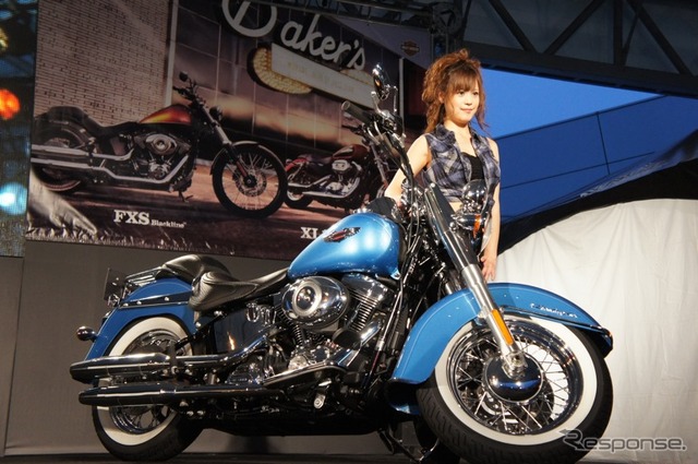最新ハーレーファッションショー…ブルースカイヘブン［写真蔵］