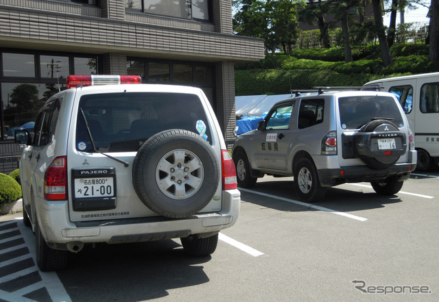 市役所の駐車場には県外ナンバーを付けた支援車両が多い