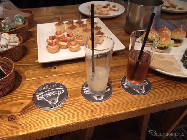 フォード・エクスプローラー新型発表会