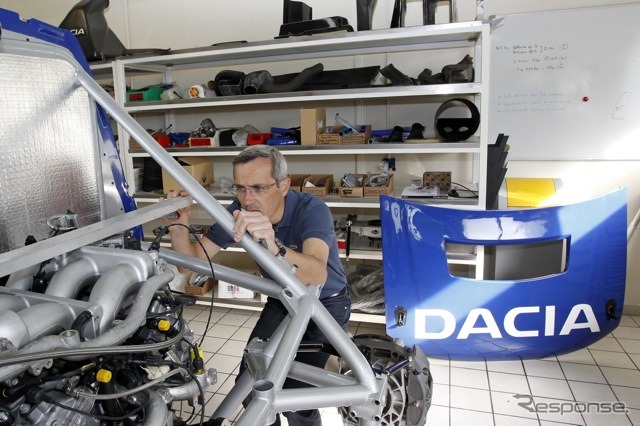 パイクスピーク、ルノーの秘密兵器は GT-R エンジン