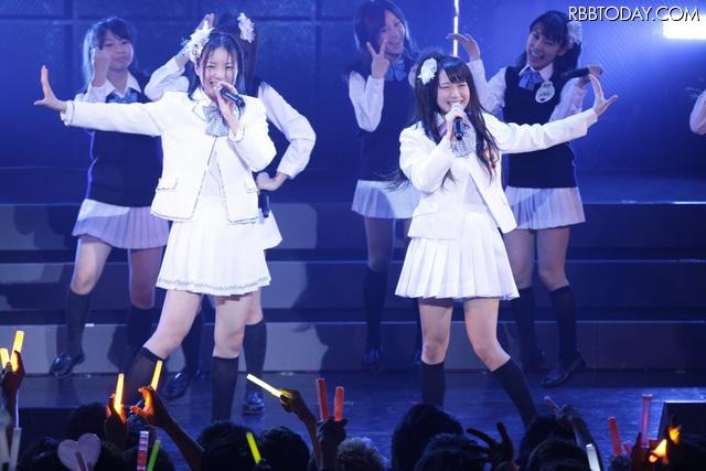 SKE48の第4期生16名が初お披露目……新メンバーはこんな娘たち! 白組のステージ