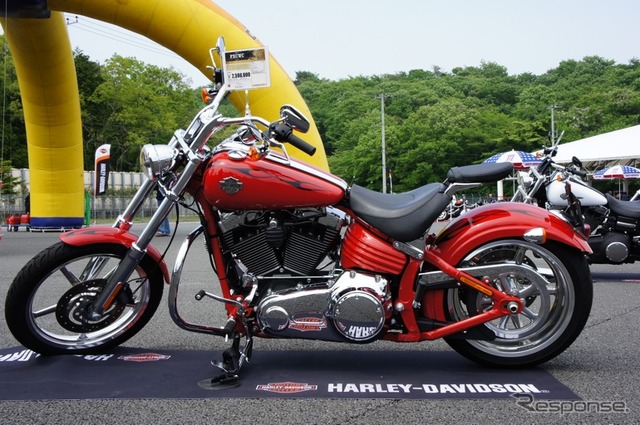 ［写真蔵］ハーレー2011年最新モデル…ブルースカイヘヴン