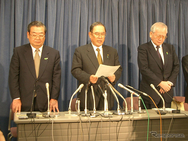 【新聞ウォッチ】奥田会長、身内のトヨタ張社長を厳重処分