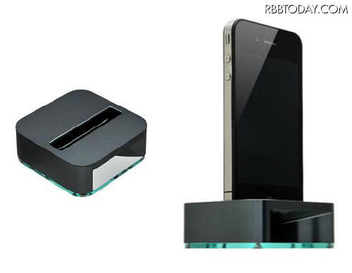 ガンメタリックの本体とiPhone 4の装着イメージ(iPhone 4は別売) ガンメタリックの本体とiPhone 4の装着イメージ(iPhone 4は別売)