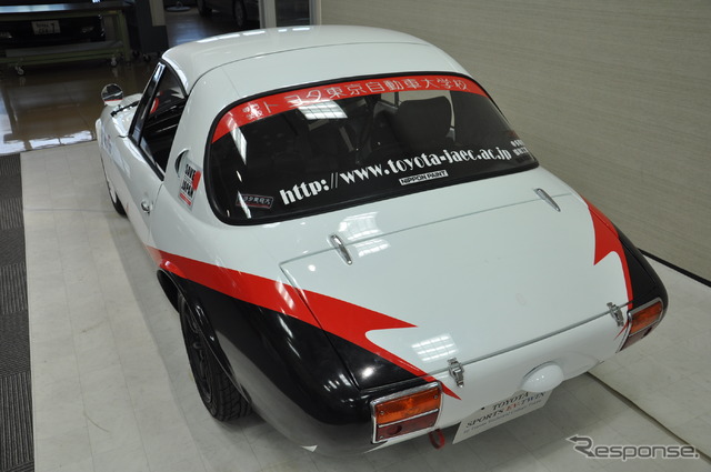 トヨタ東京自動車大学校 トヨタ スポーツ800 改造EV 2号車