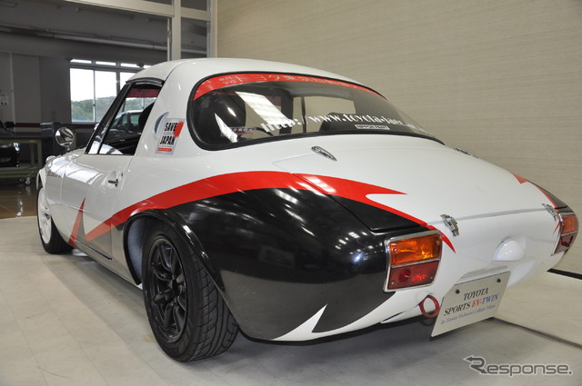 トヨタ東京自動車大学校 トヨタ スポーツ800 改造EV 2号車
