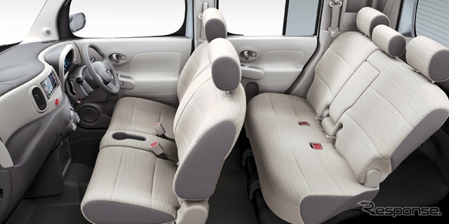 日産 キューブ 15X/15X FOURこもれびグリーンセレクション