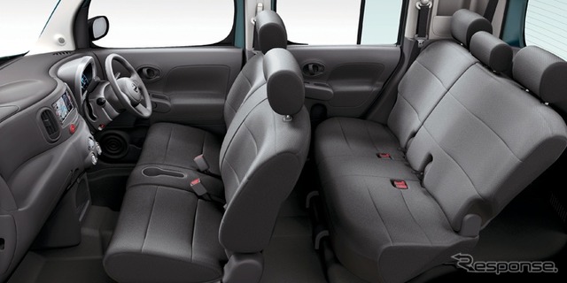 日産 キューブ 15X/15X FOURこもれびグリーンセレクション