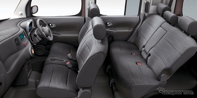 日産 キューブ 15X/15X FOURこもれびグリーンセレクション